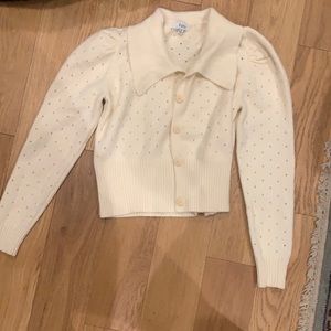Size small white sweater with flared collar